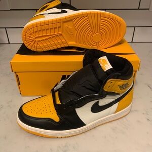 Nike Air Jordan 1 High OG Taxi